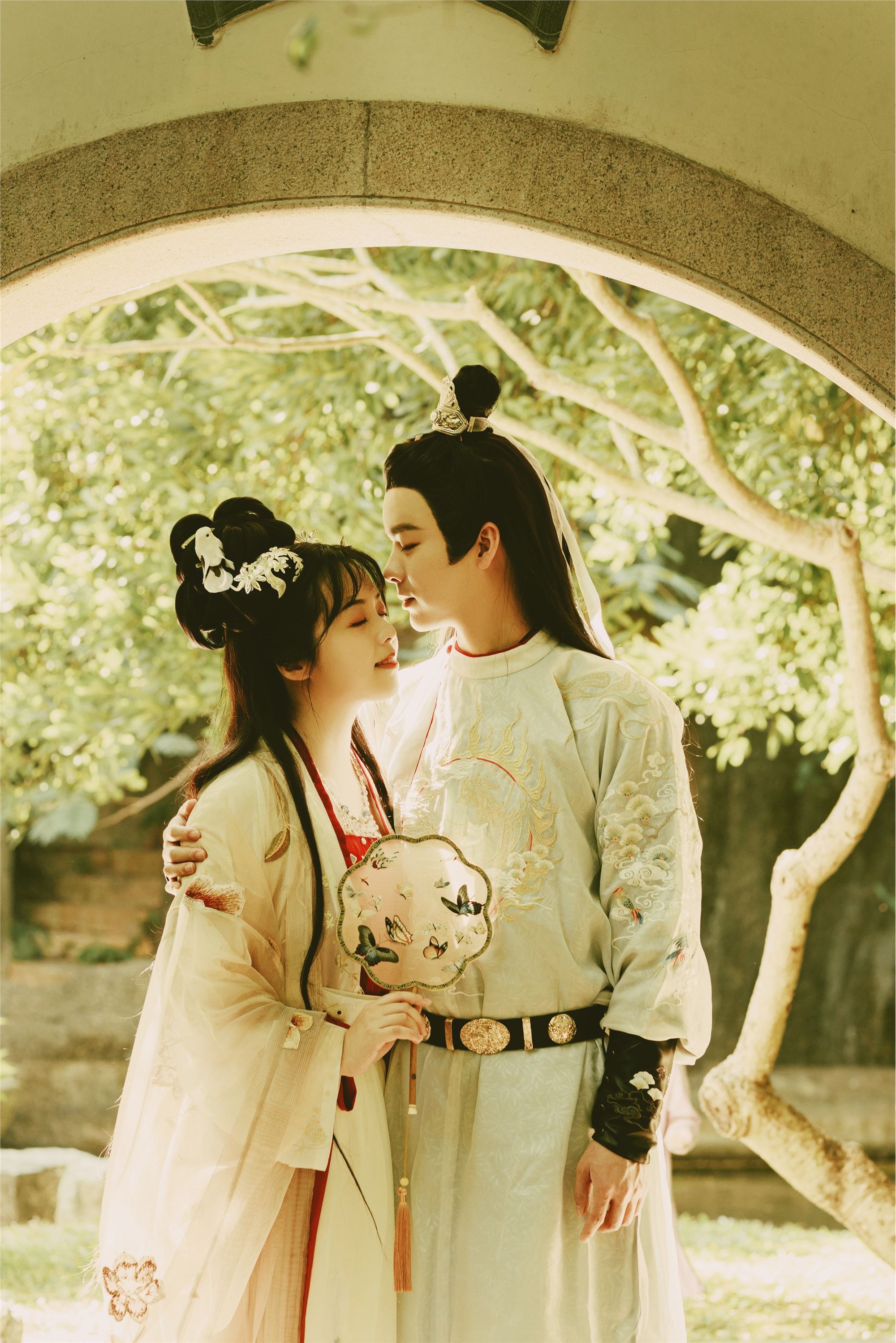 YITUYU艺图语 2021.09.06 思美人 霏霏